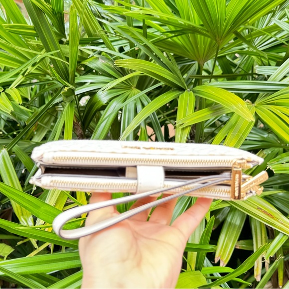 Michael Kors Jet Set Travel LG Double Zip Wallet Graphic Logo MK Pale Gold Multi - Picture 5 of 10